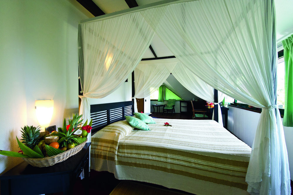 New Emerald Cove Hotel Baie Sainte Anne Zewnętrze zdjęcie