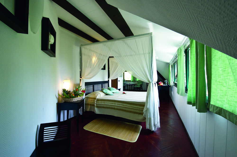 New Emerald Cove Hotel Baie Sainte Anne Zewnętrze zdjęcie