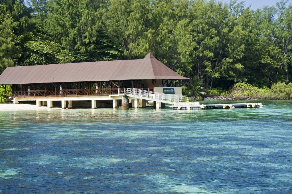 New Emerald Cove Hotel Baie Sainte Anne Zewnętrze zdjęcie