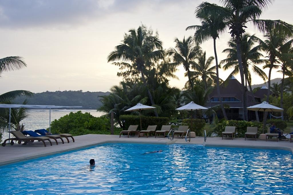New Emerald Cove Hotel Baie Sainte Anne Zewnętrze zdjęcie