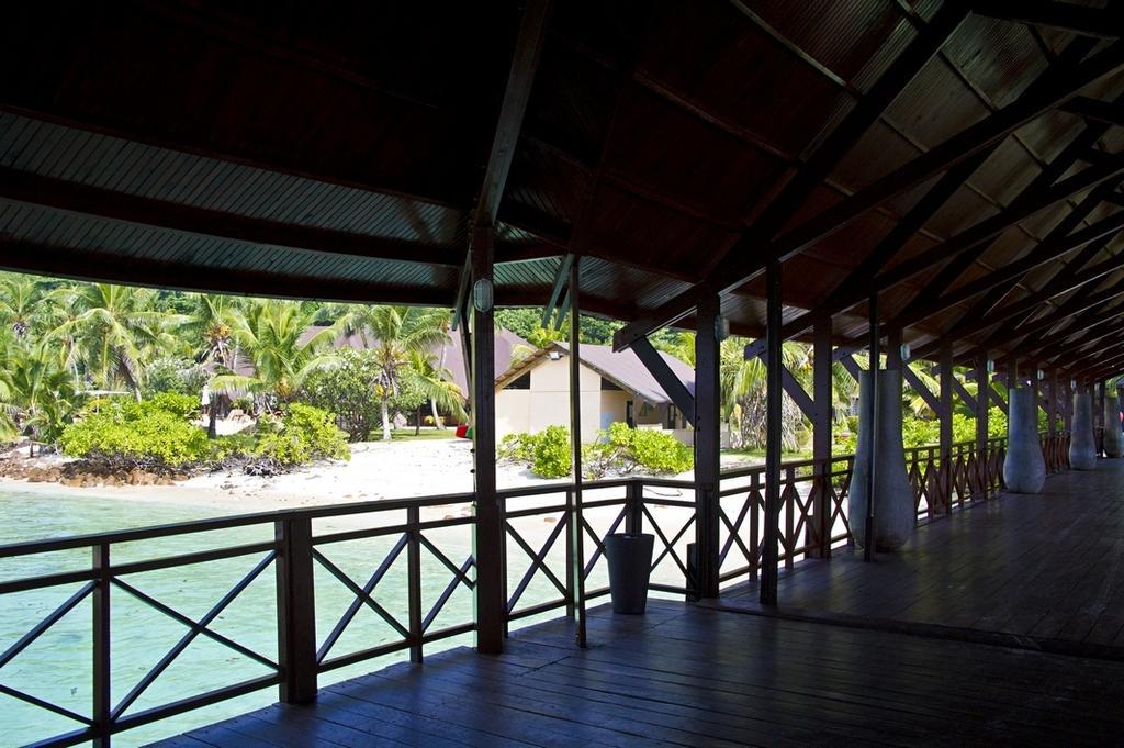 New Emerald Cove Hotel Baie Sainte Anne Zewnętrze zdjęcie