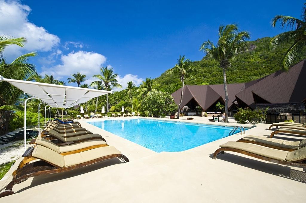 New Emerald Cove Hotel Baie Sainte Anne Zewnętrze zdjęcie